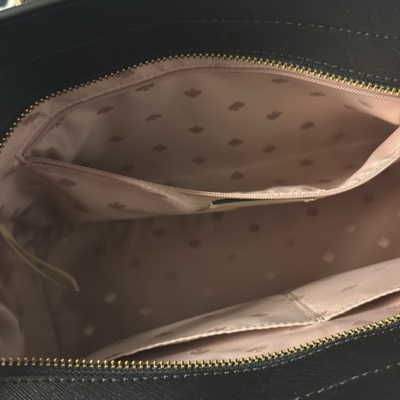 Kate Spade Cameron tote medium. - Picture 4 of 6